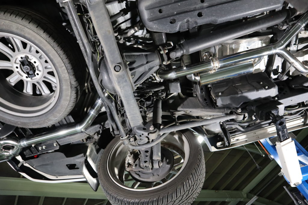 レクサスLX570可変バルブマフラー製作